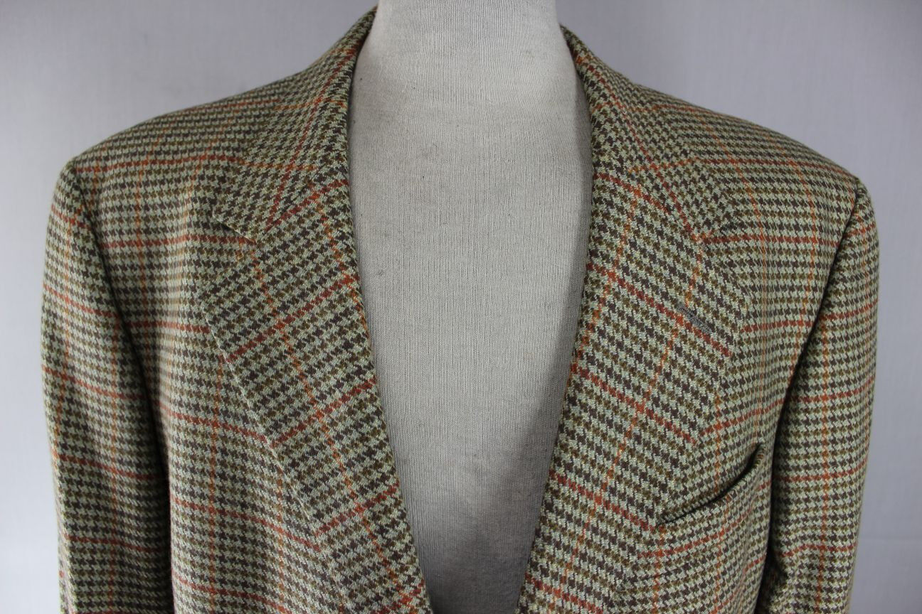 EXCEPTIONAL WESTBROOK PURE WOOL CHECKED JACKET 44 INCH