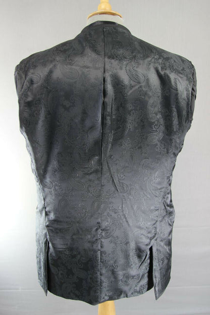 BRAND NEW BLACK FORMALWEAR SINGLE BUTTONED TUXEDO DINNER JACKET: 42 IN (REG FIT)