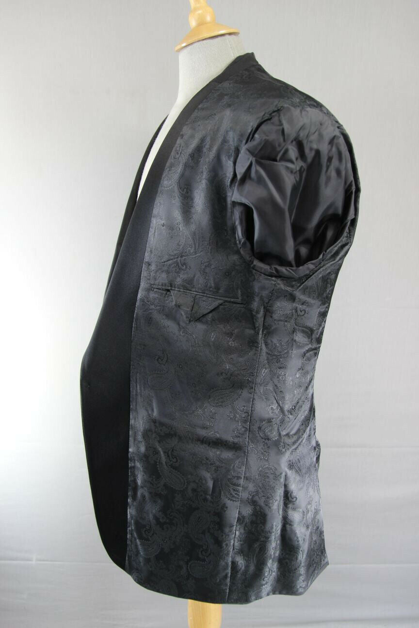BRAND NEW BLACK FORMALWEAR SINGLE BUTTONED TUXEDO DINNER JACKET: 42 IN (REG FIT)