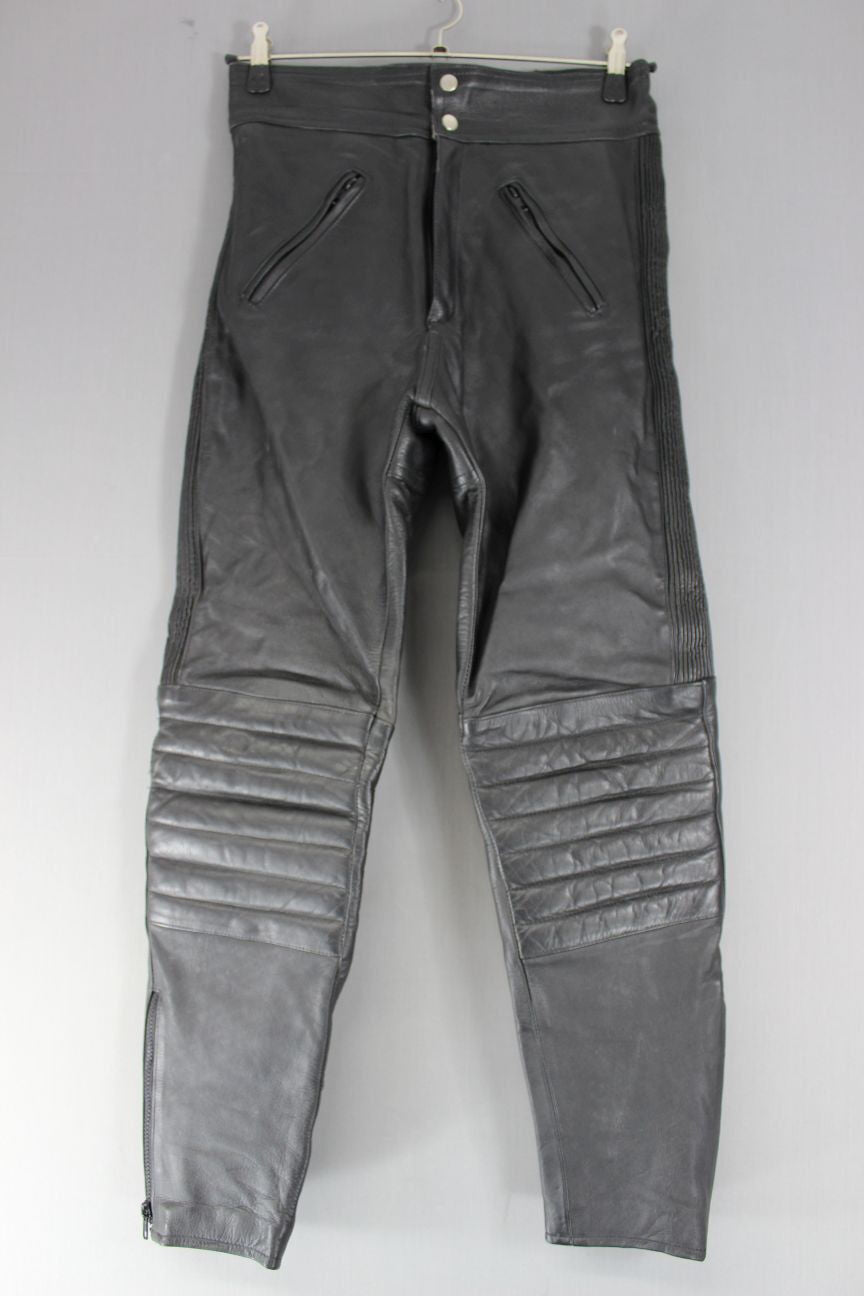 CLASSIC BLACK LEATHER BIKER TROUSERS: WAIST 30 INCHES/INSIDE LEG 29 INCHES