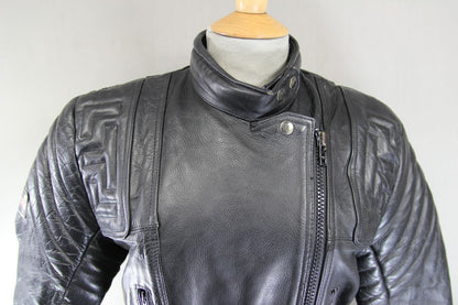 CLASSIC AKITO T-FORCE BLACK LEATHER BIKER JACKET: SIZE 12/34 -36 INCH CHEST
