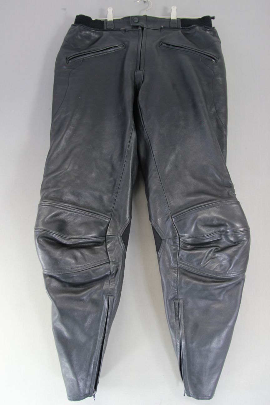 HEIN GERICKE BLACK LEATHER BIKER TROUSERS + CE ARMOUR: WAIST 32"/LEG 31"