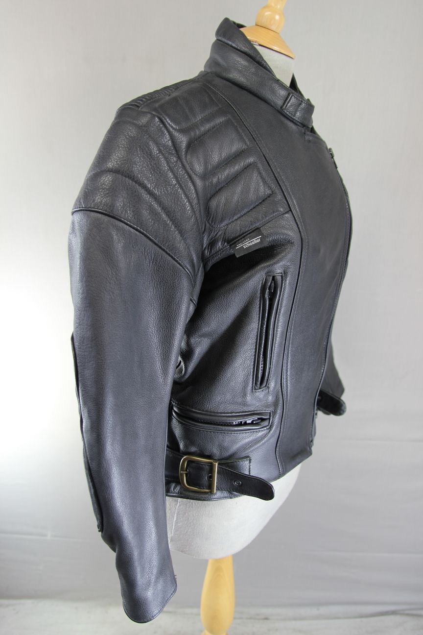 BRITISH MADE GEAR CLASSIC BLACK LEATHER BIKER JACKET: SIZE 12