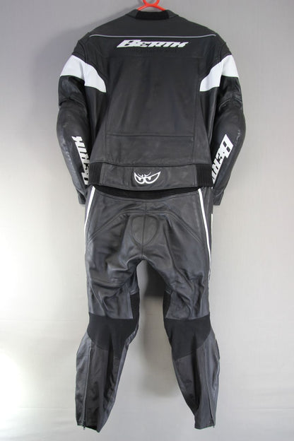 BERIK 2 PIECE BLACK & WHITE LEATHER BIKER SUIT + CE ARMOUR & KNEE SLIDERS 40 IN