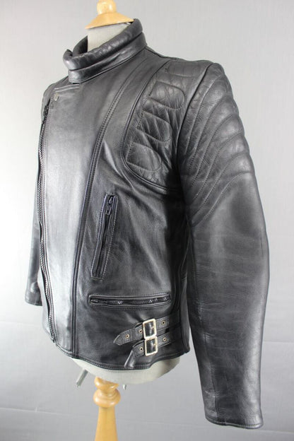 SUPERB QUALITY LEATHERMAN OF LONDON CLASSIC BLACK LEATHER BIKER JACKET 40 INCH