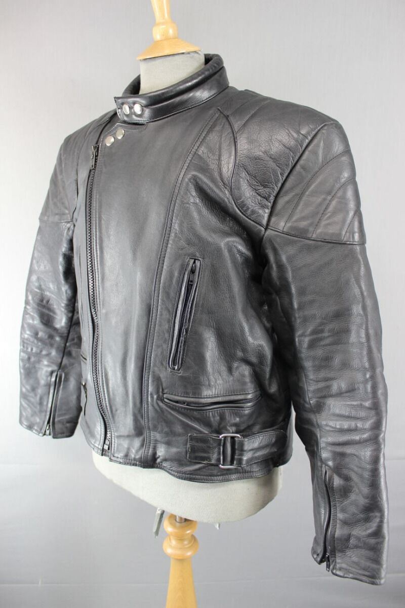 CLASSIC SPORTING GOODS BLACK LEATHER BIKER JACKET 40 INCH