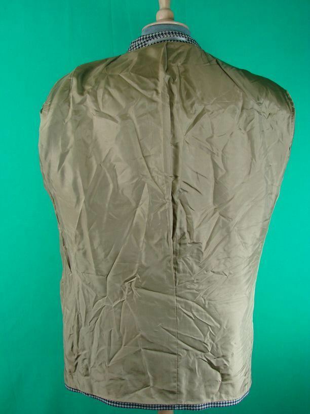 CLASSIC WOOL/CASHMERE SUPERFINE CLOTH LIGHT BROWN CHECKED JACKET 42 INCH