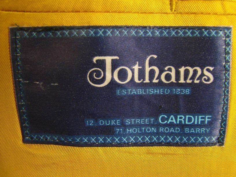 SUPERB QUALITY & CONDITION MAGEE TAILORED PURE WOOL JACKET 42 INCH