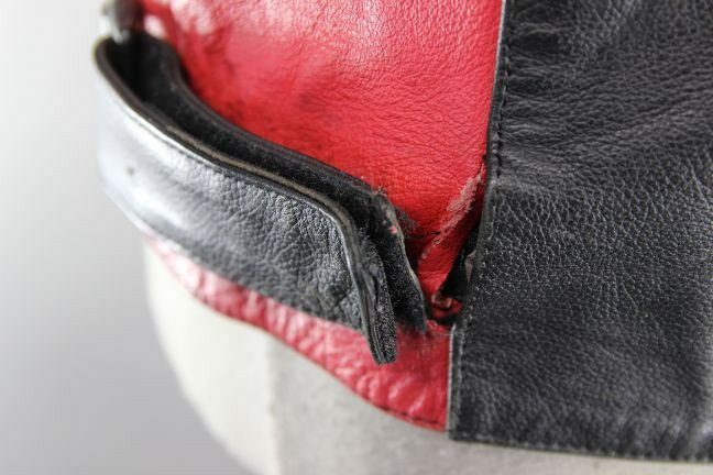 IXS BLACK & RED LEATHER BIKER JACKET WITH REMOVABLE CE PROTECTORS 40 INCH
