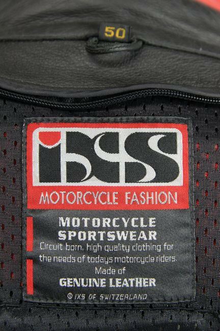 IXS BLACK & RED LEATHER BIKER JACKET WITH REMOVABLE CE PROTECTORS 40 INCH