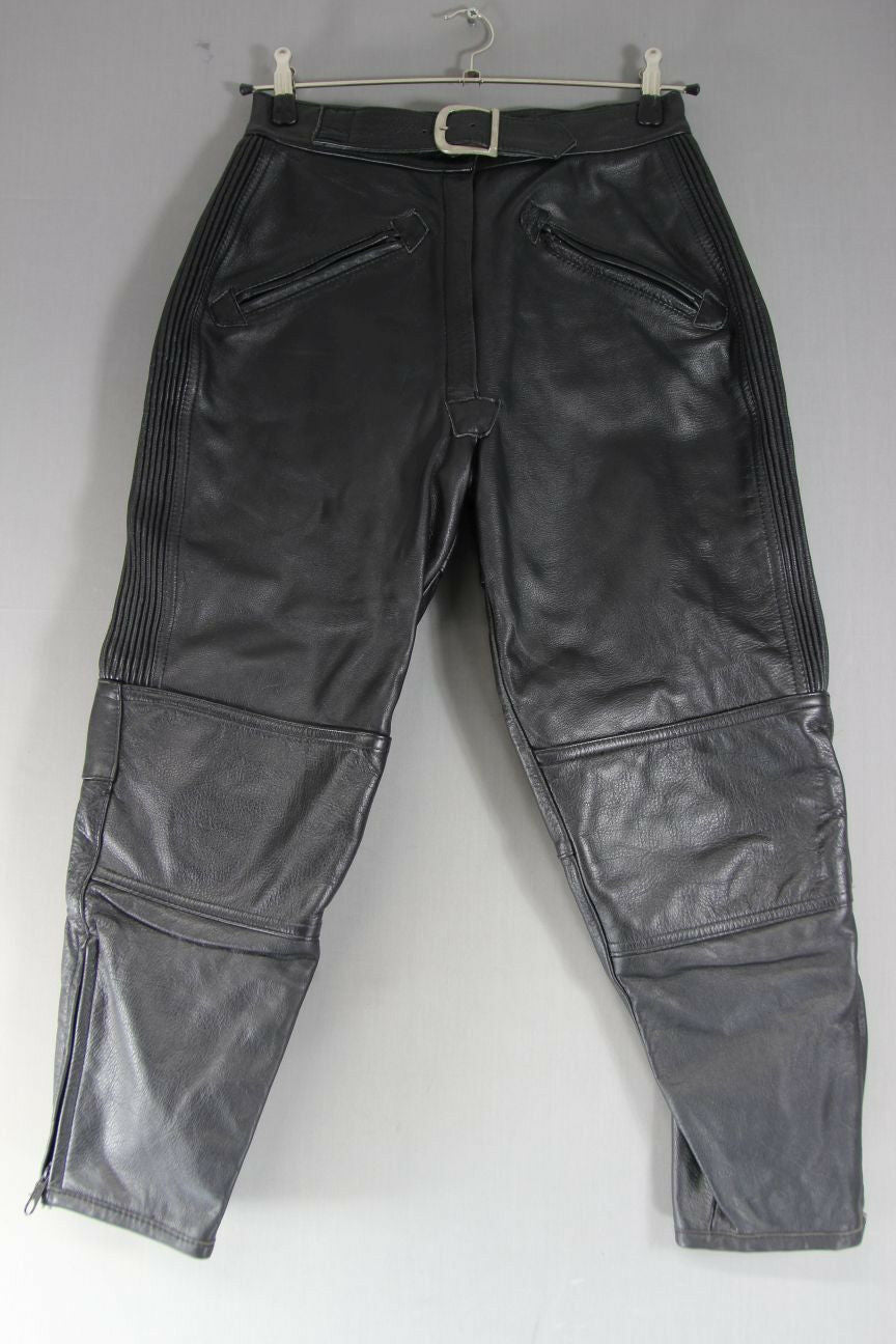 LADIES CLASSIC BLACK LEATHER BIKER TROUSERS: WAIST 30 INCH/INSIDE LEG 25 INCH