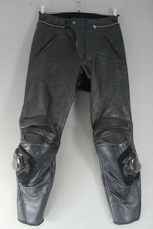 BIKE IN ACTION LEATHER TROUSERS + KNEE SLIDERS/CE ARMOUR: WAIST 30/I. LEG 29 IN