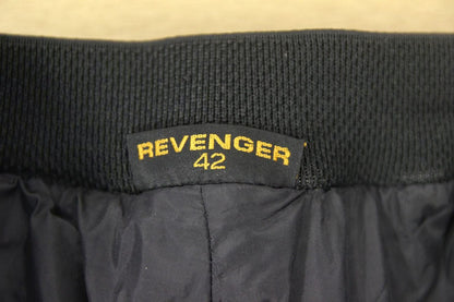 REVENGER BLACK LEATHER BIKER TROUSERS WITH PROTECTORS WAIST 28IN/INSIDE LEG 30IN