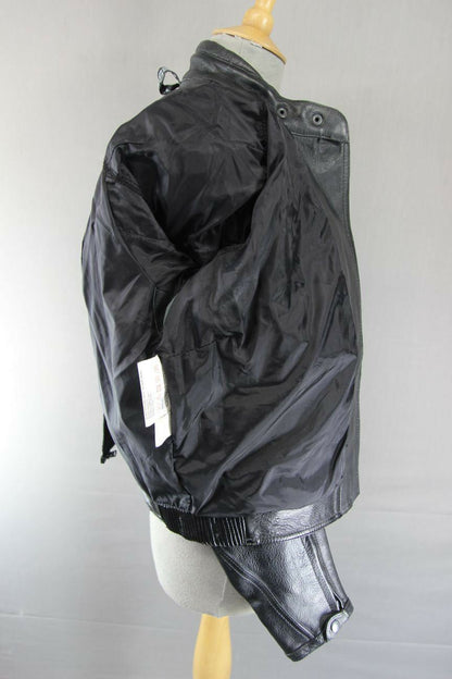 RIOSSI BLACK COWHIDE LEATHER BIKER JACKET WITH REMOVABLE BACK PROTECTOR: SIZE 16