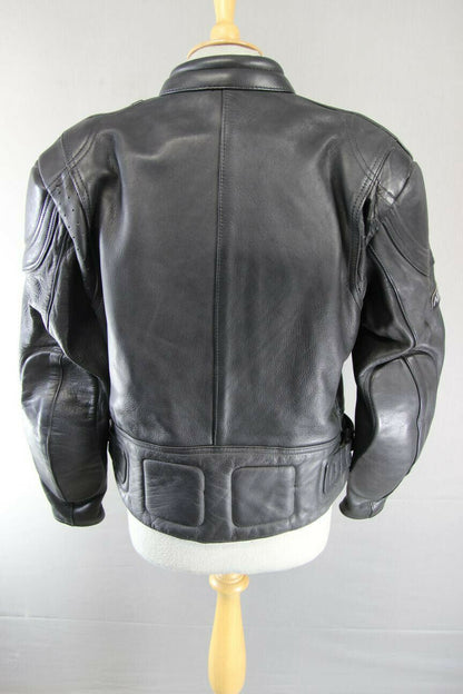 ASHMAN BLACK COWHIDE LEATHER BIKER JACKET WITH REMOVABLE PROTECTORS: SIZE 14