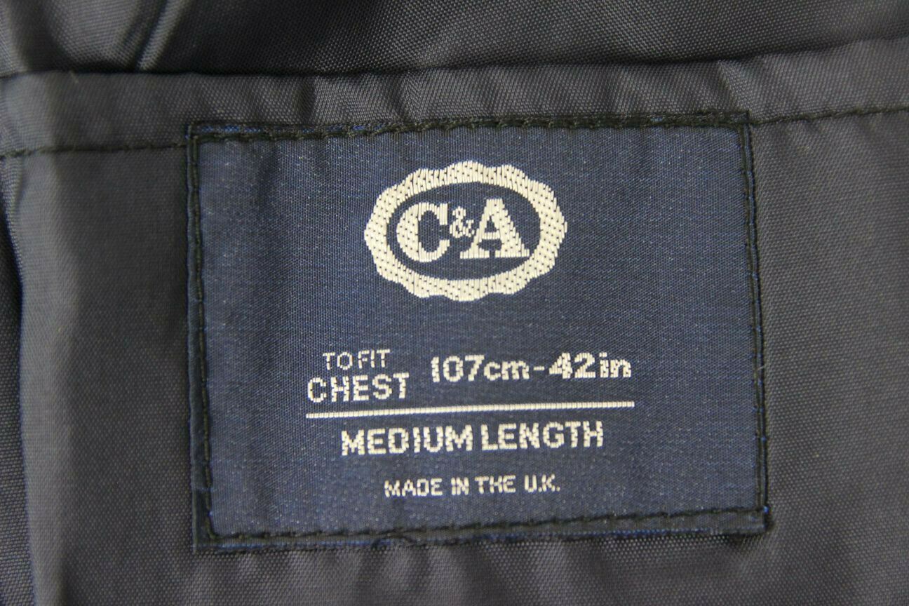 CLASSIC NAVY BLUE C & A WOOL MID LENGTH COAT 42 INCH