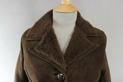 SUPERB QUALITY VINTAGE 1970's DARK BROWN SUEDE LEATHER SHEEPSKIN LINED COAT 34IN