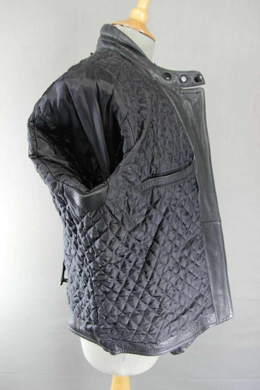 RIDER BLACK LEATHER BIKER JACKET WITH REMOVABLE BACK PROTECTOR, SIZE 16