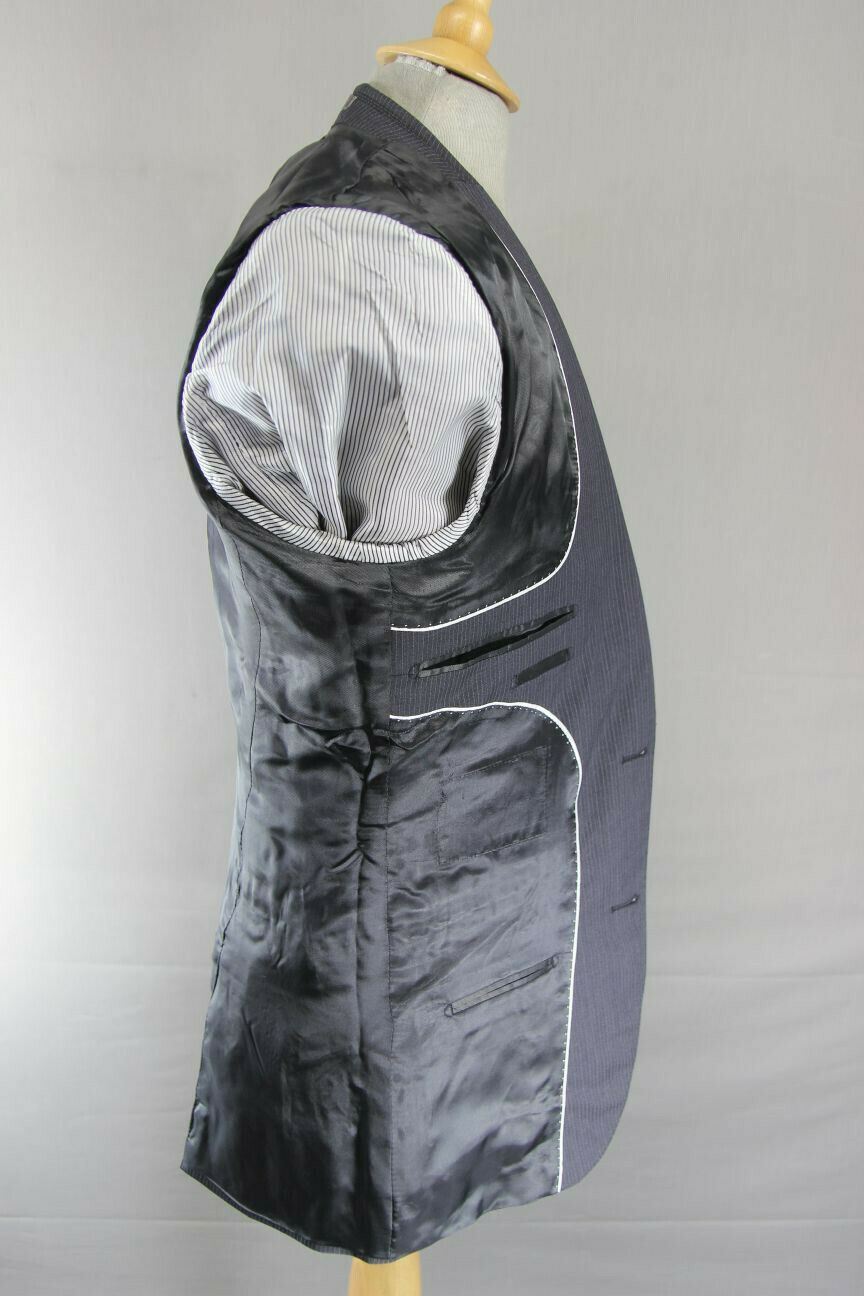 BRAND NEW WOOL RICH BLEND GREY PINSTRIPED JACKET: 38 INCH CHEST (REGULAR FIT)