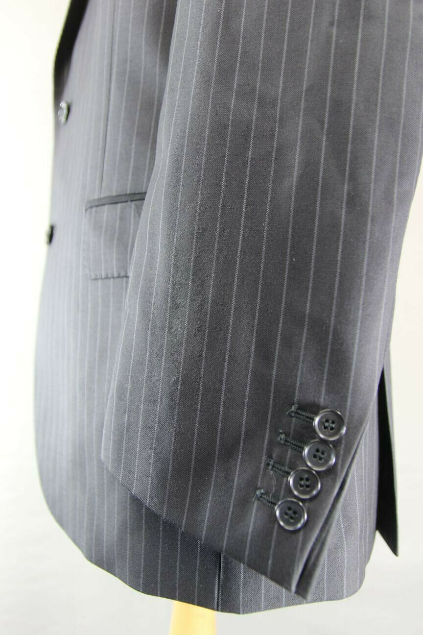 BRAND NEW PURE WOOL BLACK PINSTRIPED JACKET: 38 INCH CHEST (REGULAR FIT)
