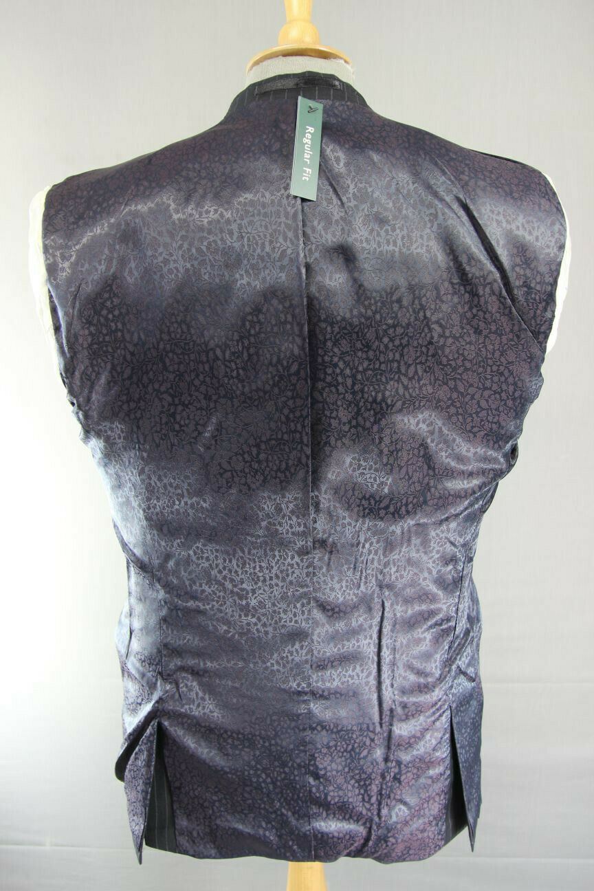 BRAND NEW PURE WOOL BLACK PINSTRIPED JACKET: 38 INCH CHEST (REGULAR FIT)