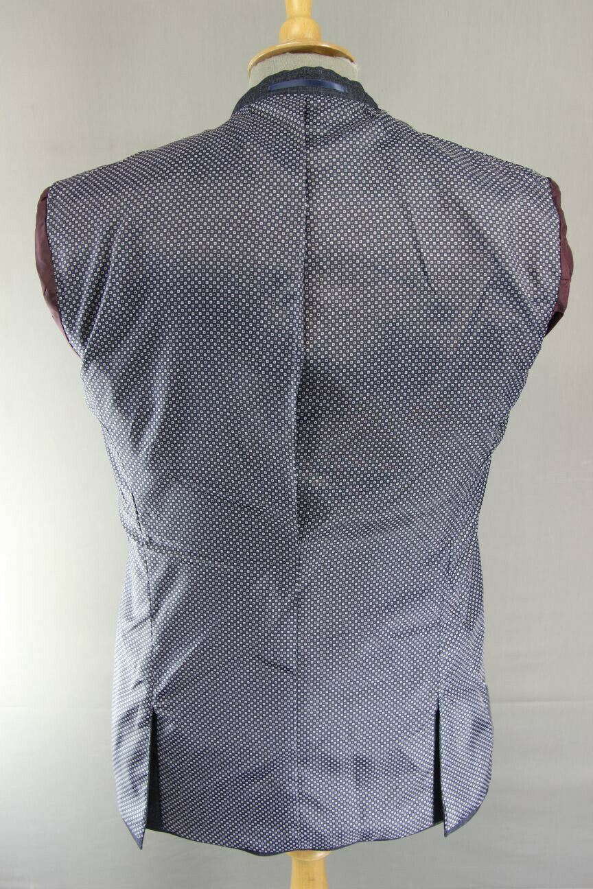 BRAND NEW DARK BLUE/NAVY CHECKED JACKET: 36 INCH CHEST (REGULAR FIT)