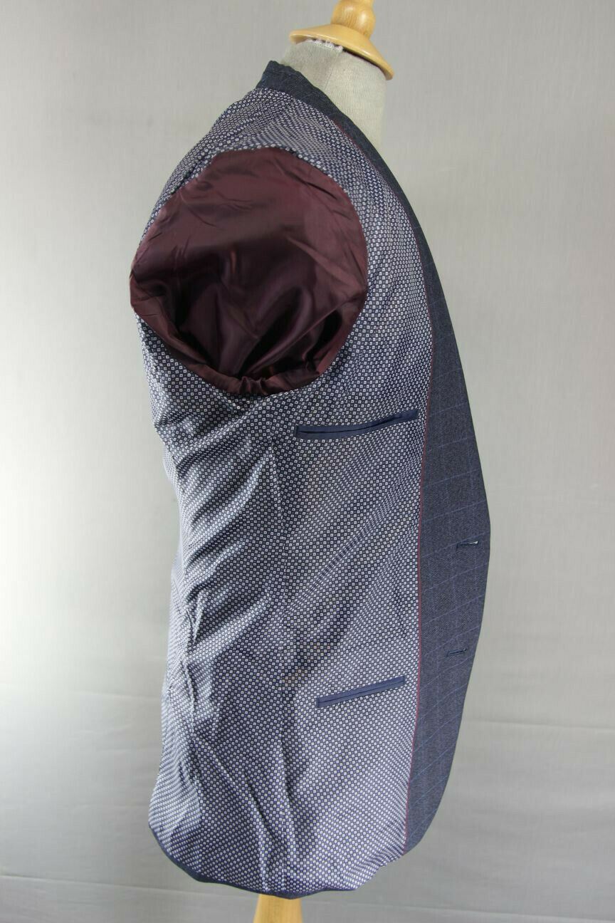 BRAND NEW DARK BLUE/NAVY CHECKED JACKET: 36 INCH CHEST (REGULAR FIT)