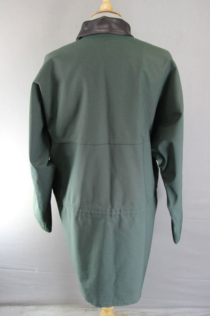 MASCOT 'TAMAR' BRITISH MADE LEATHER TRIMMED GREEN WATERPROOF COAT LARGE/44 INCH