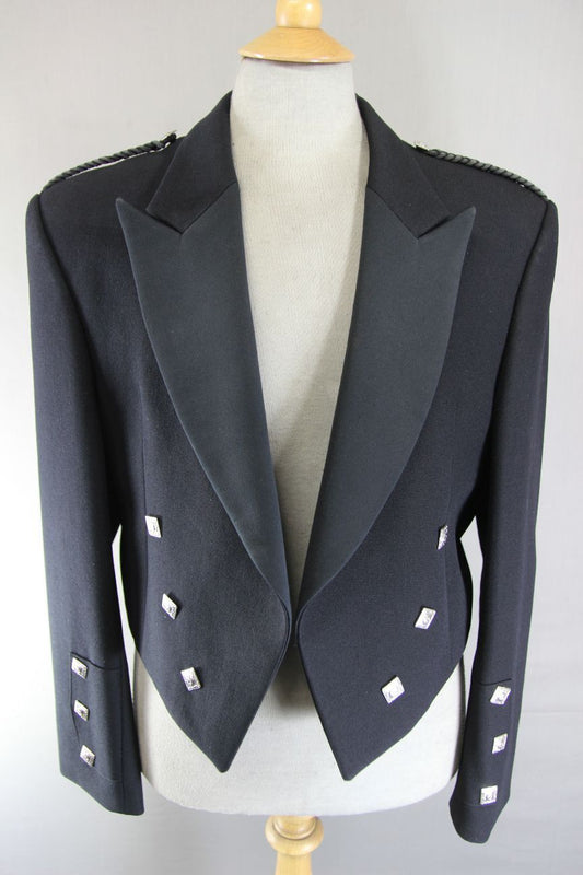 EX HIRE SCOTTISH CEREMONIAL PURE WOOL BLACK PRINCE CHARLIE JACKET 32IN (X SHORT)