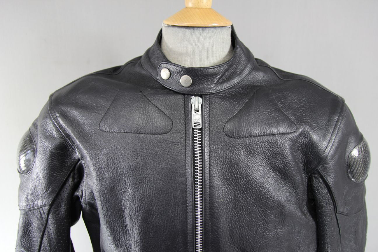 CLASSIC JUST BIKERS BLACK LEATHER BIKER JACKET WITH REMOVABLE PROTECTORS 40 INCH