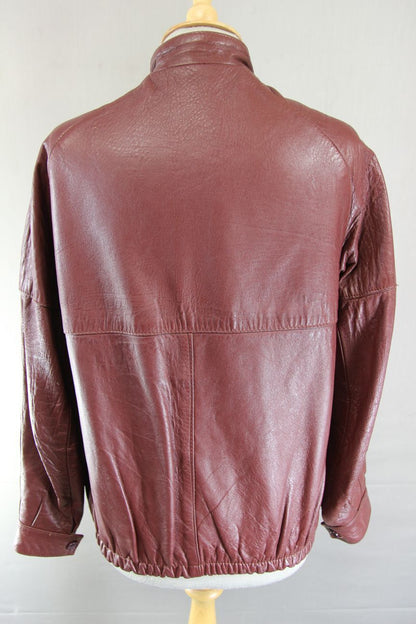 VINTAGE 1970'S BRITISH MADE C&A RED/BROWN CLASSIC LEATHER JACKET: SIZE 16/40 IN