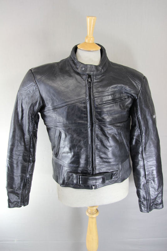 ASHMAN BLACK COWHIDE LEATHER BIKER JACKET + BACK/SHOULDER/ELBOW PROTECTORS 42 IN