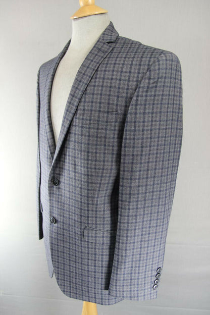 BRAND NEW WOOL RICH BLEND CHECKED GREY JACKET 38-40 INCH CHEST (SHORT FIT)