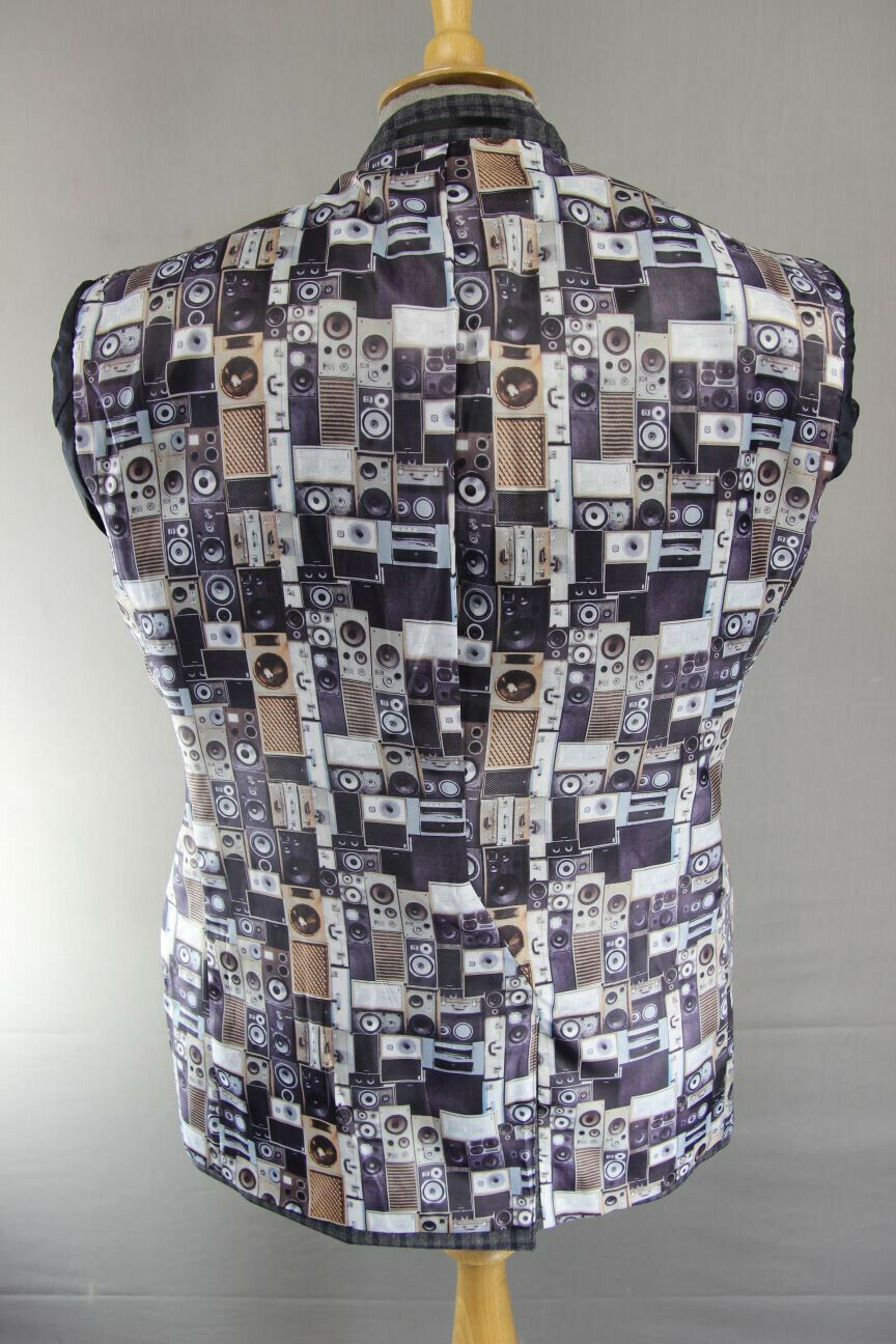 BRAND NEW WOOL RICH BLEND CHECKED GREY JACKET 38-40 INCH CHEST (SHORT FIT)