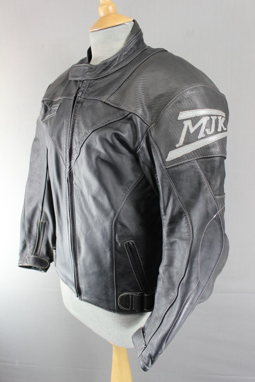 MJK BLACK LEATHER BIKER JACKET + REMOVABLE BACK, SHOULDER & ELBOW PROTECTORS 38"