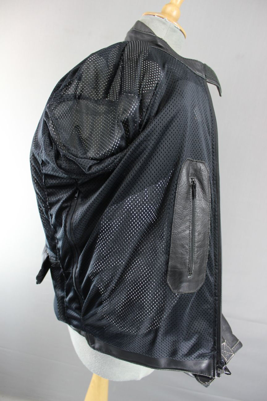 MJK BLACK LEATHER BIKER JACKET + REMOVABLE BACK, SHOULDER & ELBOW PROTECTORS 38"