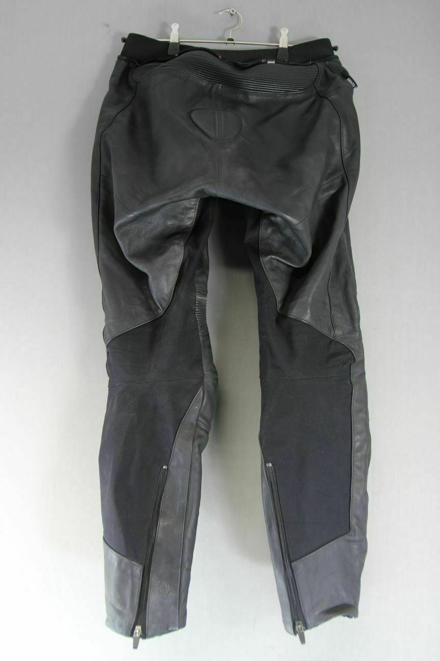 OXFORD ATOM BLACK LEATHER BIKER TROUSERS + CE ARMOUR: WAIST 30IN/INSIDE LEG 31IN