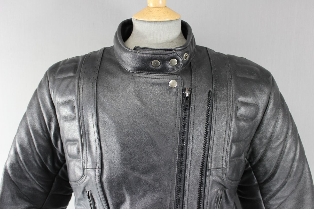 CLASSIC AARDWEAR BLACK LEATHER BIKER JACKET SIZE 12