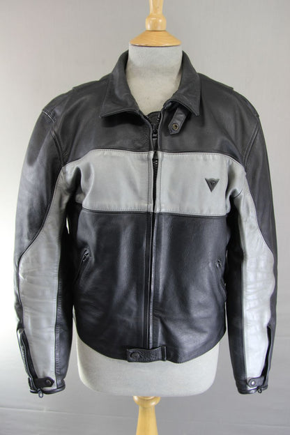 DAINESE BLACK & SILVER LEATHER BIKER JACKET WITH CE ARMOUR & THERMAL LINING 36IN