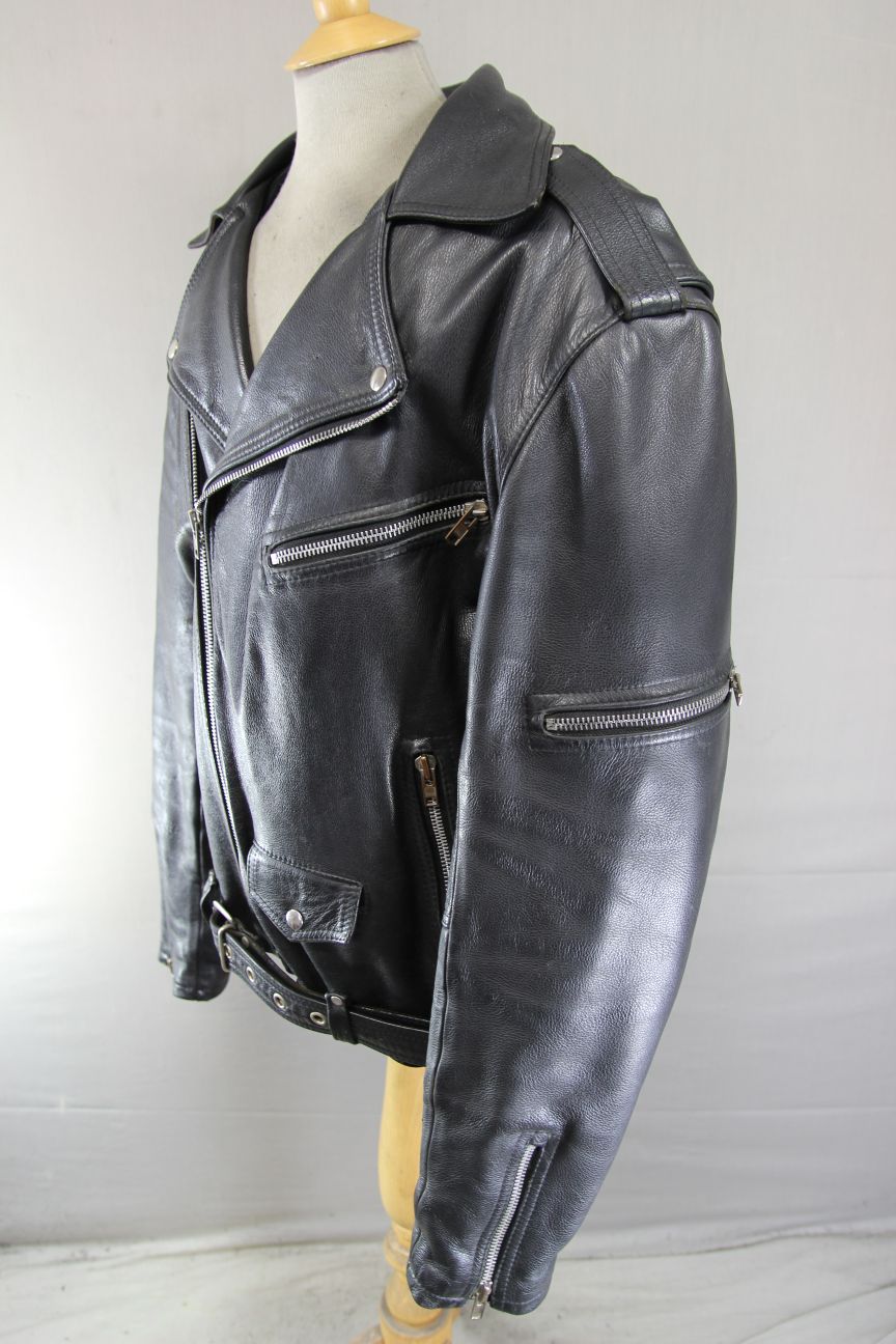 VINTAGE 70s PUNK ROCK STYLE BLACK LEATHER BIKER JACKET WITH QUILTED LINING 54 IN