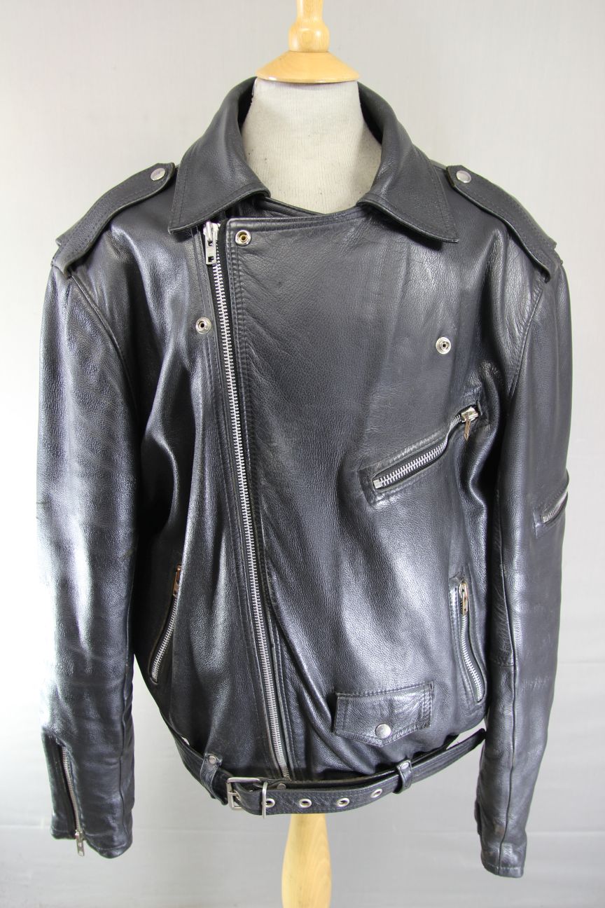 VINTAGE 70s PUNK ROCK STYLE BLACK LEATHER BIKER JACKET WITH QUILTED LINING 54 IN