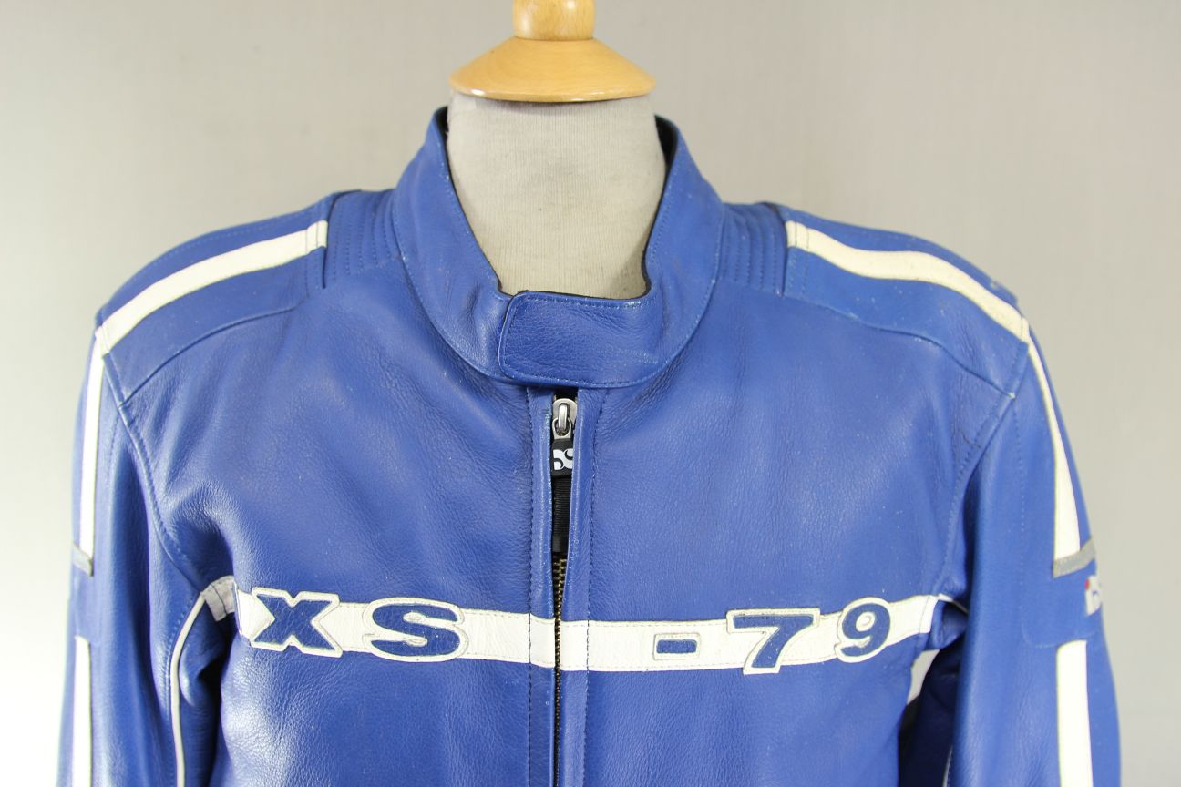 IXS 79 BLUE & WHITE LEATHER BIKER JACKET WITH CE ARMOUR & THERMAL LINING 42 IN