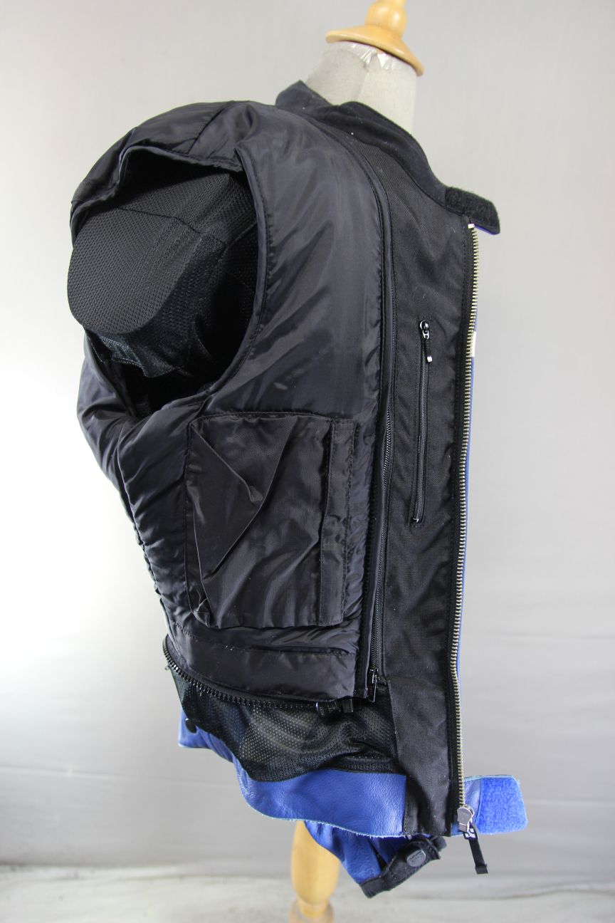 IXS 79 BLUE & WHITE LEATHER BIKER JACKET WITH CE ARMOUR & THERMAL LINING 42 IN