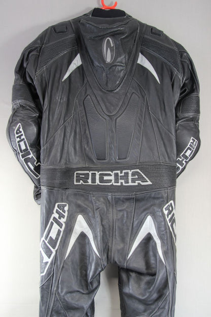 RICHA 1PIECE BLACK & SILVER LEATHER BIKER SUIT + CE ARMOUR & KNEE SLIDERS 46-48"