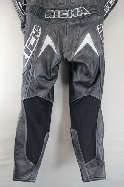 RICHA 1PIECE BLACK & SILVER LEATHER BIKER SUIT + CE ARMOUR & KNEE SLIDERS 46-48"