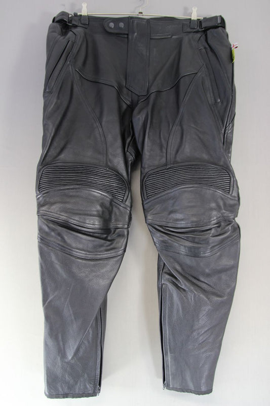 ACESPORT BLACK LEATHER BIKER TROUSERS WITH CE ARMOUR: WAIST 44"/INSIDE LEG 32"
