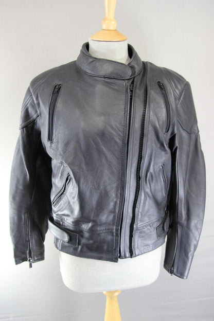 ASHMAN BLACK COWHIDE LEATHER BIKER JACKET WITH THERMAL LINING: SIZE 16