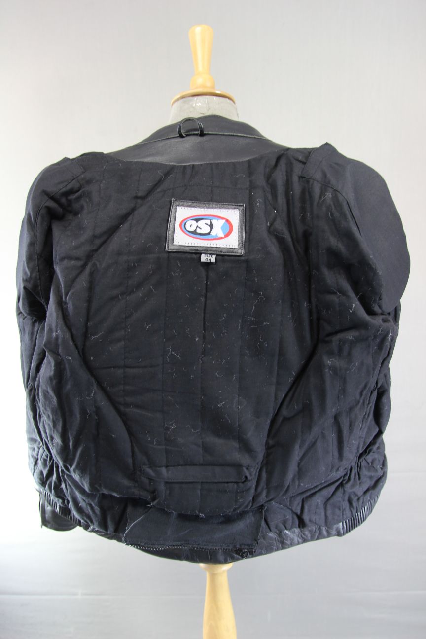 OSX BLACK LEATHER BIKER JACKET WITH REMOVABLE CE ARMOUR 42-44 INCH CHEST