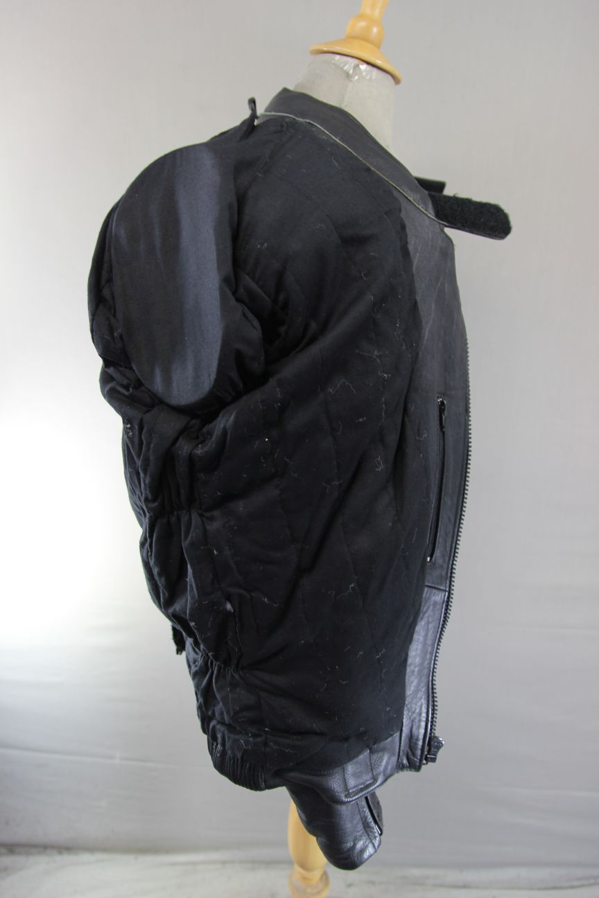 OSX BLACK LEATHER BIKER JACKET WITH REMOVABLE CE ARMOUR 42-44 INCH CHEST