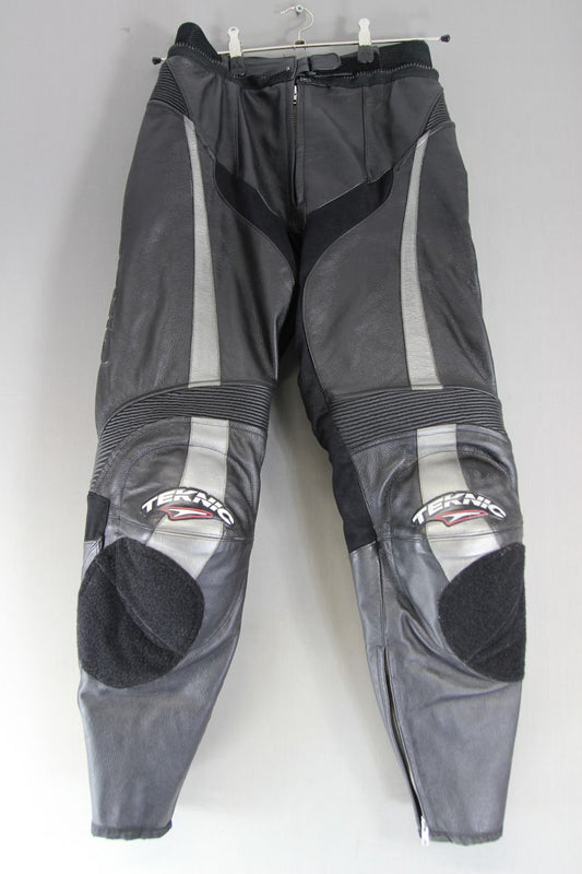 TEKNIC LEATHER BIKER TROUSERS + CE KNEE ARMOUR SIZE 14: WAIST 30/INSIDE LEG 29IN